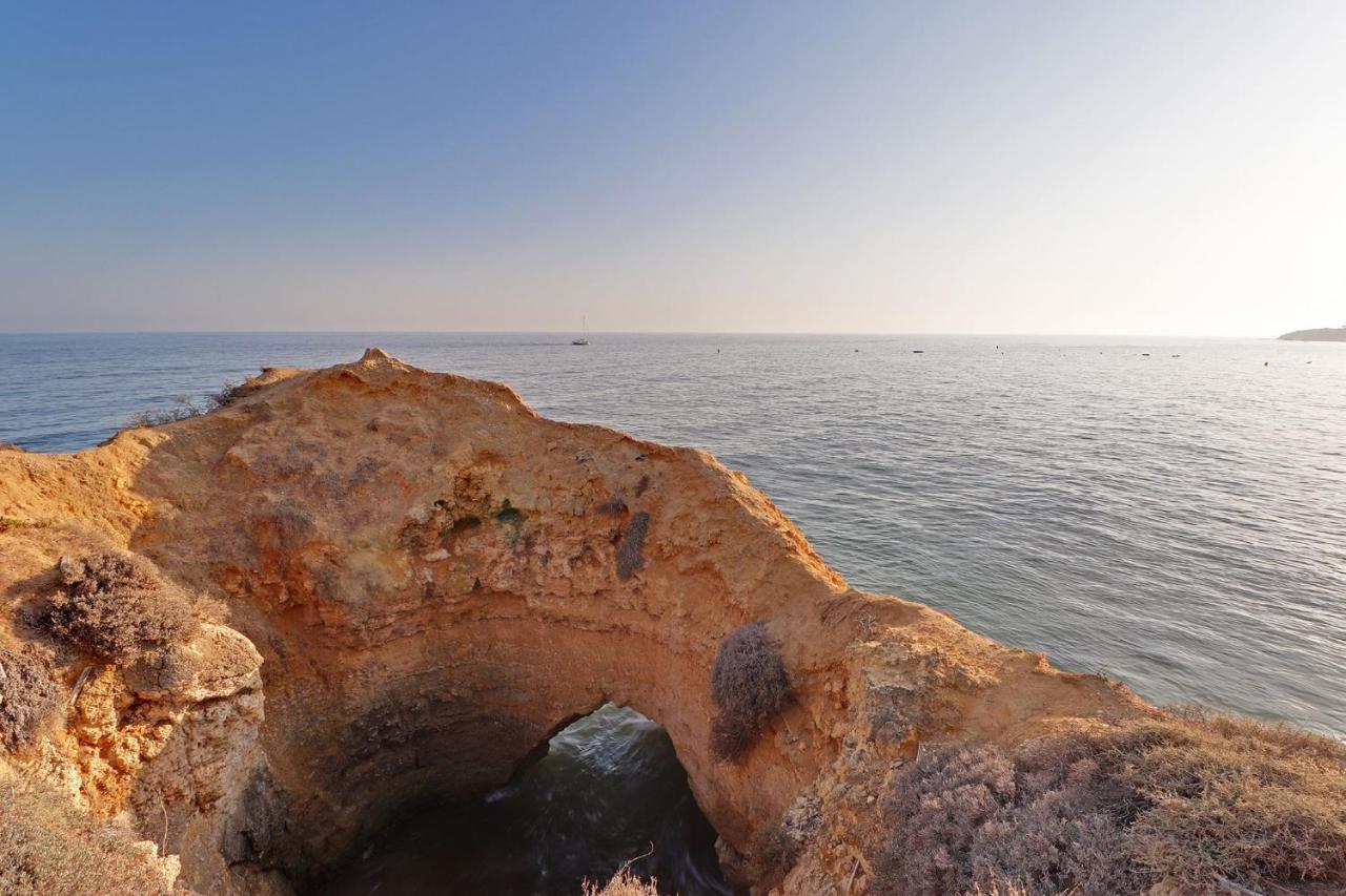 Apartamento Albufeira Typical With Pool By Homing Exterior foto
