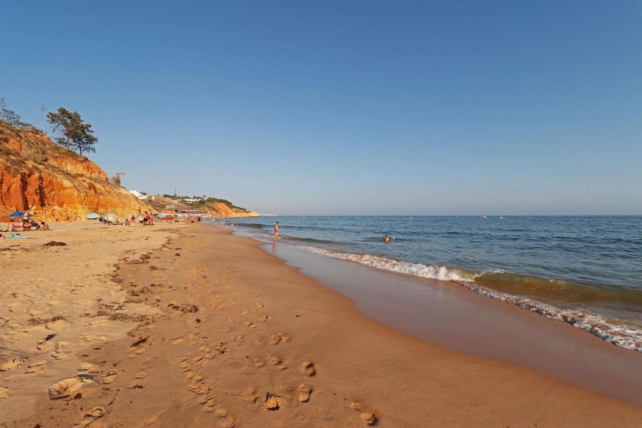 Apartamento Albufeira Typical With Pool By Homing Exterior foto
