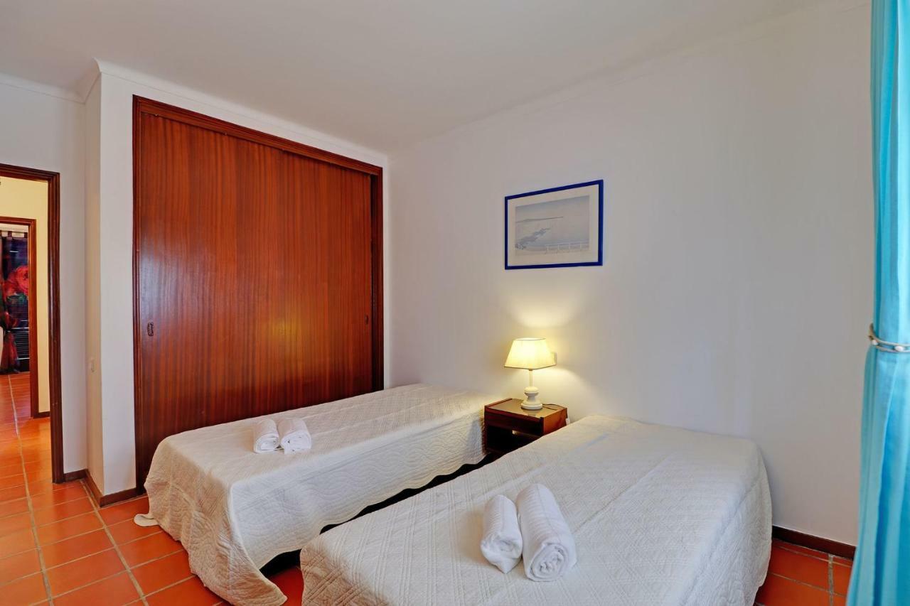 Apartamento Albufeira Typical With Pool By Homing Exterior foto
